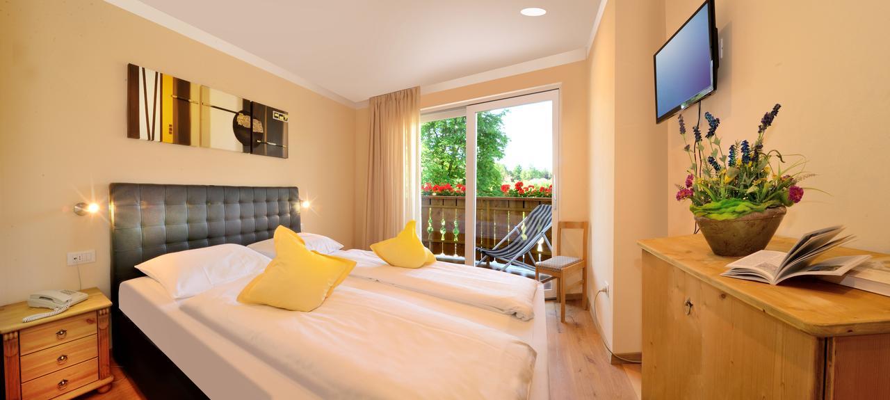 Hotel Floetscherhof Natz-Schabs Luaran gambar